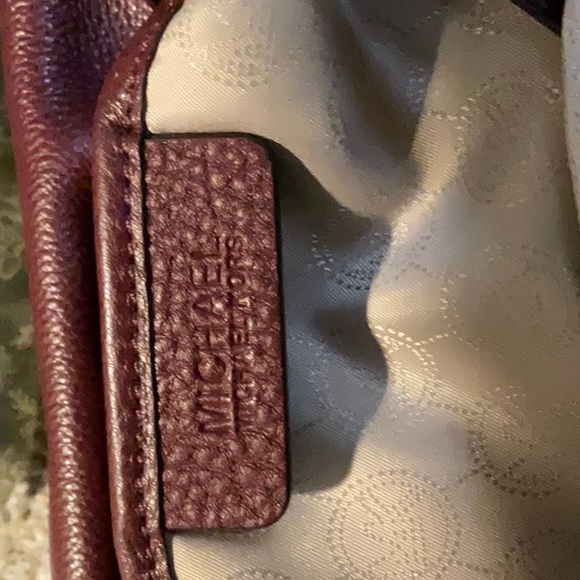 Michael Kors shoulder/hobo bag (authentic) - Picture 7 of 9